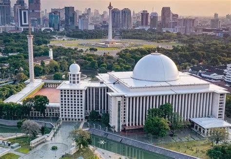 146 Background Masjid Istiqlal Images & Pictures - MyWeb