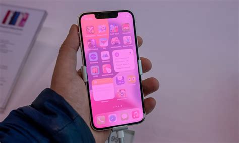 Is Your iPhone 13 Turning Pink? Here’s What’s Going on (And How to Fix It) – iDrop News