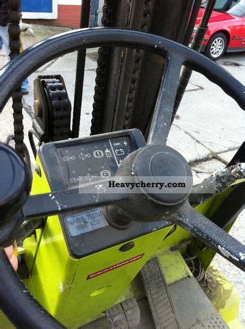 Clark Forklift battery replaced 1.5 years 2011 Front-mounted forklift truck Photo and Specs