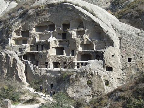 10 Incredible Ancient Cliff Dwellings - Neatorama