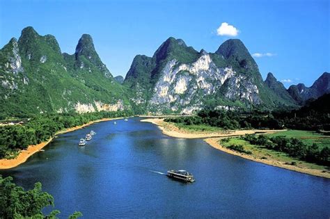 Full-Day Tour In Guilin And Yangshuo With Li River Cruise: Triphobo