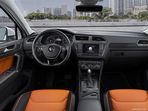 2017 Volkswagen Tiguan R-Line - Interior Wallpaper | Caricos