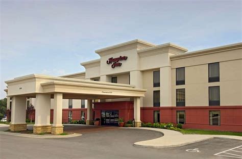 HAMPTON INN DUBUQUE $105 ($̶1̶2̶5̶) - Prices & Hotel Reviews - Iowa