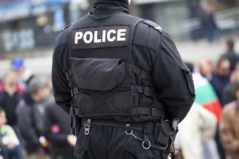 Police Vests: 4 Things You May Not Know About Ballistic Vests