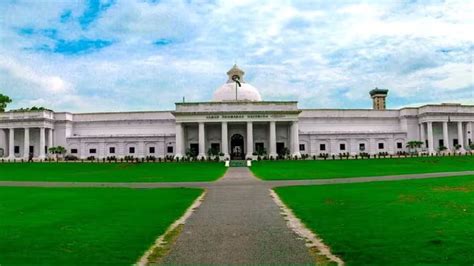 IIT Roorkee Placements 2024: Top Recruiters, Highest, Average and Median Salary Packages | IE ...