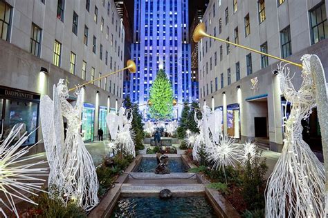 How to See the Rockefeller Center Christmas Tree Lighting 2024