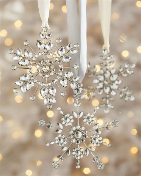 438 best Elegant Christmas Decor images on Pinterest | Merry christmas ...