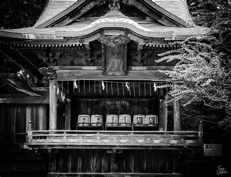 Pagoda, roof, wooden, black and white, architecture, HD wallpaper | Peakpx