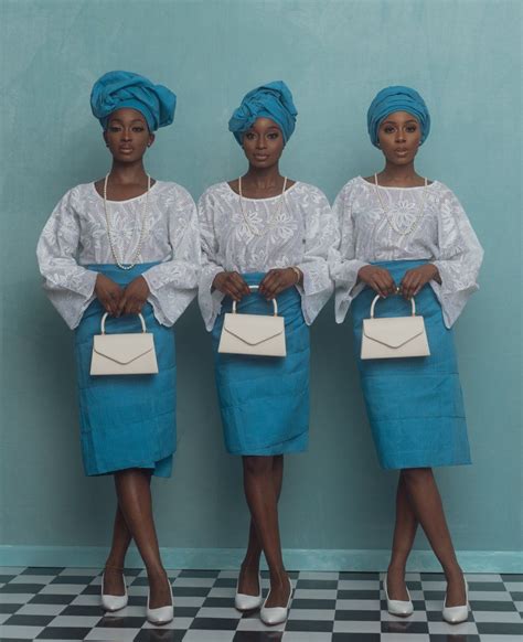 Nigeria's Yoruba women announce their arrival in style - BBC News