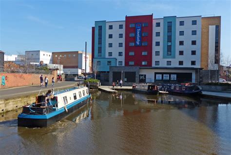 Travelodge next to the Loughborough... © Mat Fascione :: Geograph ...