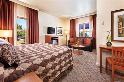 WorldMark San Diego - Mission Valley - 83 Photos & 92 Reviews - Hotels ...