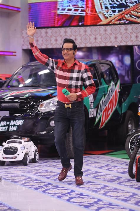 Bulbulay Stars Ayesha Omar & Nabeel in Jeeto Pakistan | Reviewit.pk