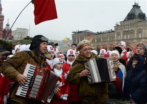 10 Russian folk musical instruments you need to know - Russia Beyond