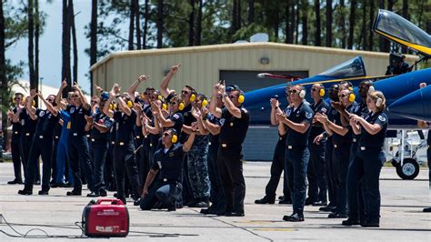 US Air Force Thunderbirds Visit US Navy Blue Angels In Pensacola For ...