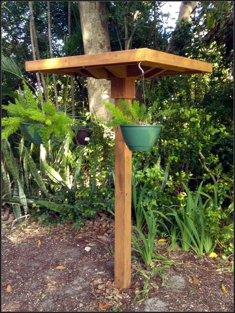 DIY Dual Purpose Platform Bird Feeder