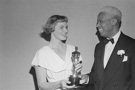 Aurora on Twitter: "1948: Ingrid Bergman presents James Baskett with an Oscar for his portrayal ...