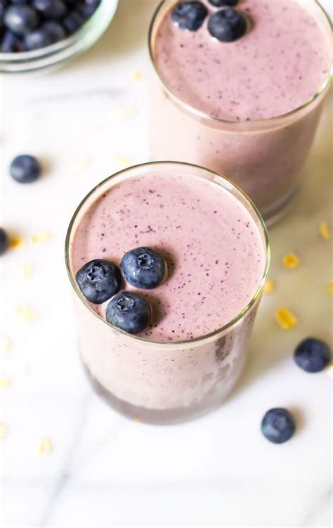 Blueberry Smoothie {Simple and Delicious!} – WellPlated.com