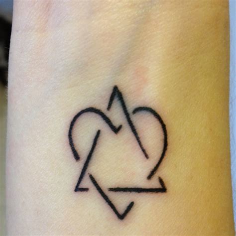 adoption symbol representing love between adoptive family, birth family ...