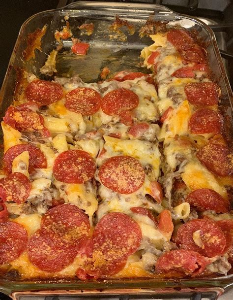 Pepperoni Pizza Casserole - the kind of cook recipe