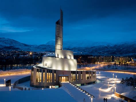 Tromso vs. Alta: Which Northern Norway Town Should You Visit in Winter?