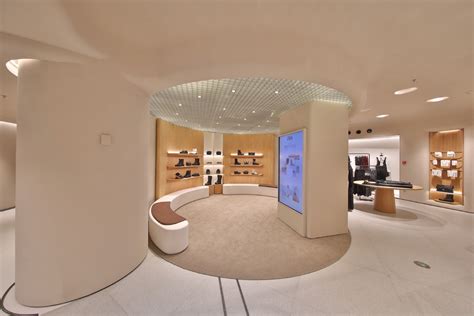 Zara opens its biggest Asian store in Beijing - Chinadaily.com.cn