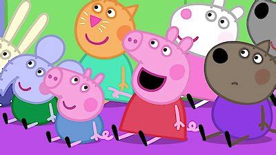 Watch Peppa Pig Season 9 Episode 10 - George's Woolly Hat / Masks Online Now