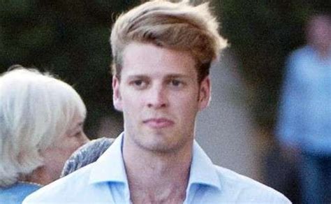 Prince Harry's younger cousin causes royal fans to swoon at wedding ...