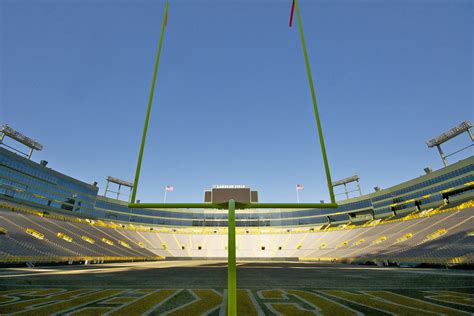 Lambeau Field's Grand, Bad Architecture | Architect Magazine