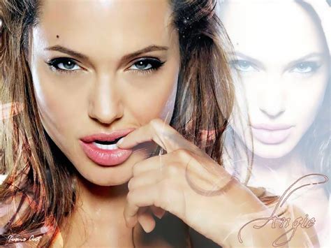 Angelina Jolie,Angelin Jolie upcoming movies,cleopAtrA movie AngelinA ...