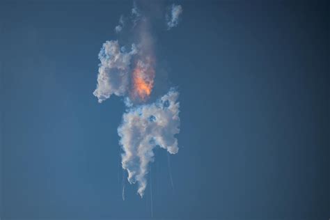 Debris From SpaceX Explosion Coated Texas Town and Smashed Into ...