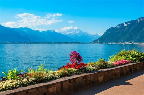 Premium Photo | Montreux town on lake geneva