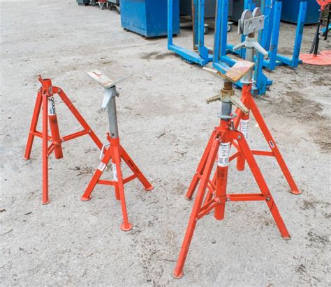 4 - Ridgid pipe stands