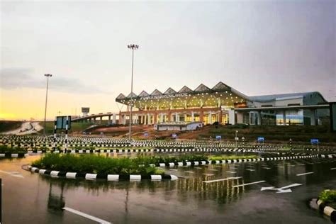 Kerala: Kannur International Airport opens its door, first flight flags off - IBTimes India