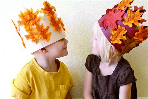 45 Thanksgiving Crafts for Kids of All Ages: Super-Simple Family Fun [2024]