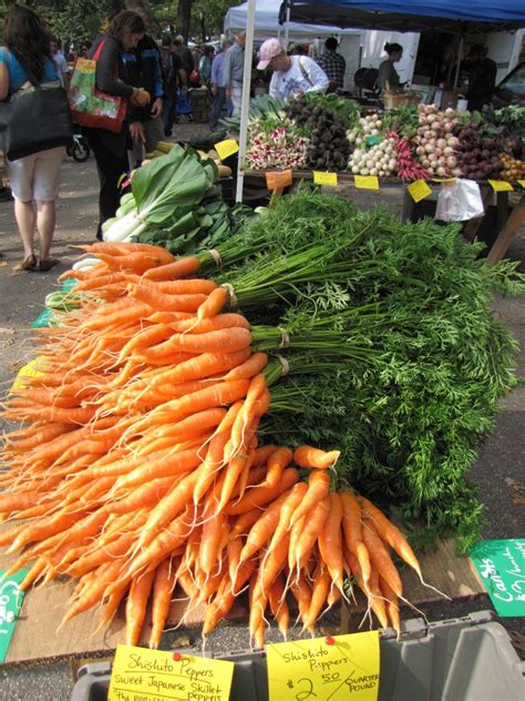 New England farmers’ markets are bountiful - The Boston Globe