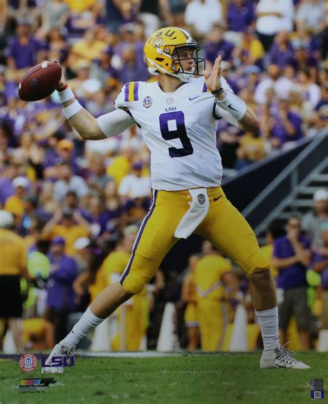 Joe Burrow Unsigned LSU Tigers 16×20 Photo 26685 – Denver Autographs