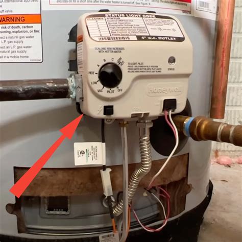 How to turn on the gas water heater pilot light | United Plumbing Blog