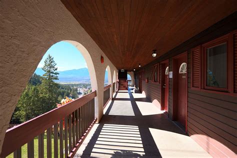 Accommodation Radium Hot Springs | Chalet | Rooms | Columbia Valley