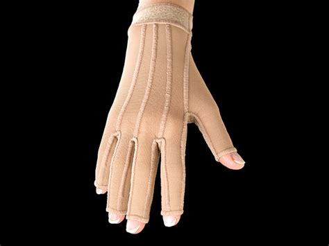 Pressure Garment Therapy For Burn Scar Management - Boldsky.com