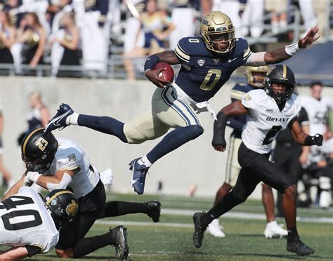 Akron Zips football takeaways from win over Bryant