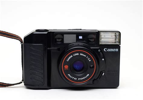 Canon Sure Shot 35mm point and shoot film camera with 38 mm f/2.8 Lens : Amazon.ca: Electronics