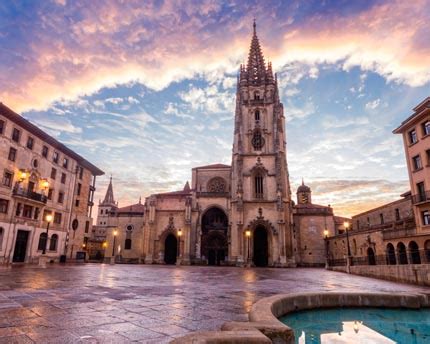 Oviedo Cathedral: historic and majestic - Barceló Experiences