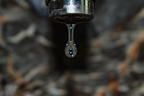 6 Tips on How to Deal with a Leaky Faucet | Cascade Mechanical Ltd.