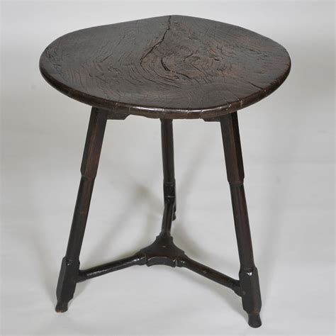 Fabulous 18th century Elm Cricket Table – Elaine Phillips Antiques