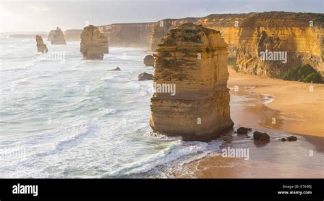 Sea stacks victoria australia hi-res stock photography and images - Alamy