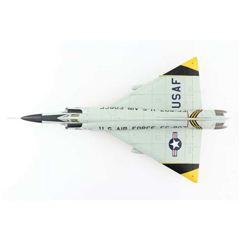 F-102A Delta Dagger 1/72 Die Cast Model | Historic Aviation - The #1 ...