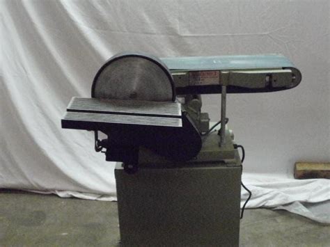 Lot #7: Central Machinery - 6" x 9" Disc Belt Sander Model 06852 - WireBids