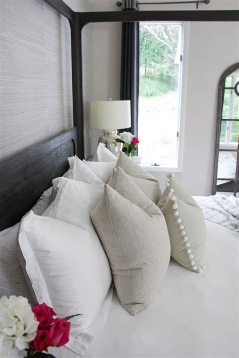 pillow-arrangement-king-bed.jpg - The Greenspring Home