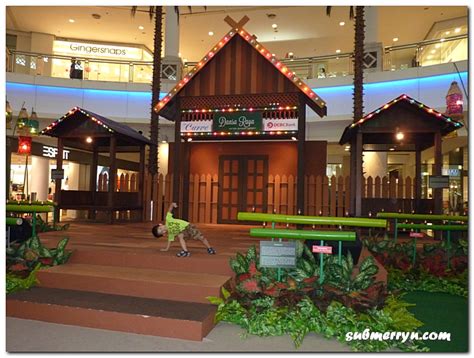 Hari Raya Mall decoration: The Curve « Home is where My Heart is…