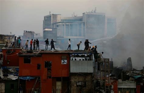 Kamala Mills compound fire in Mumbai kills 14: Blaze latest in city ...